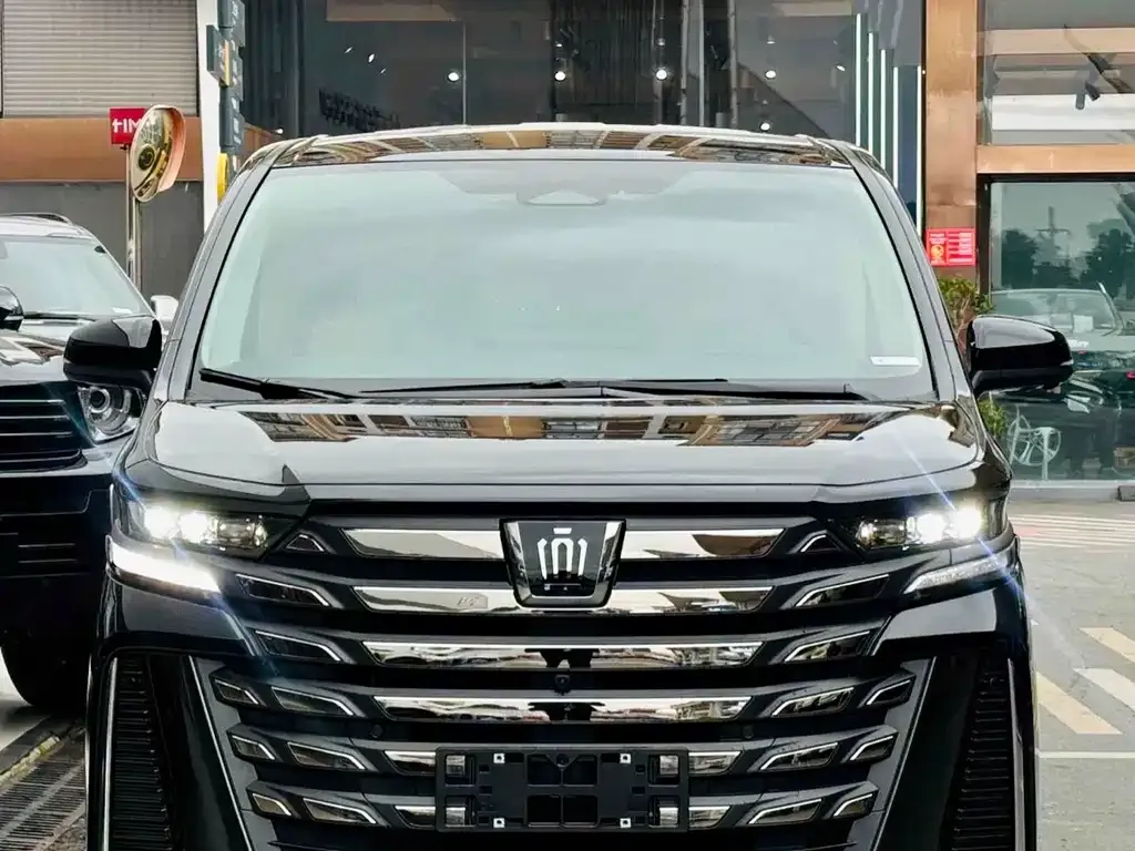 Toyota Vellfire 2024 из CN, фото 5