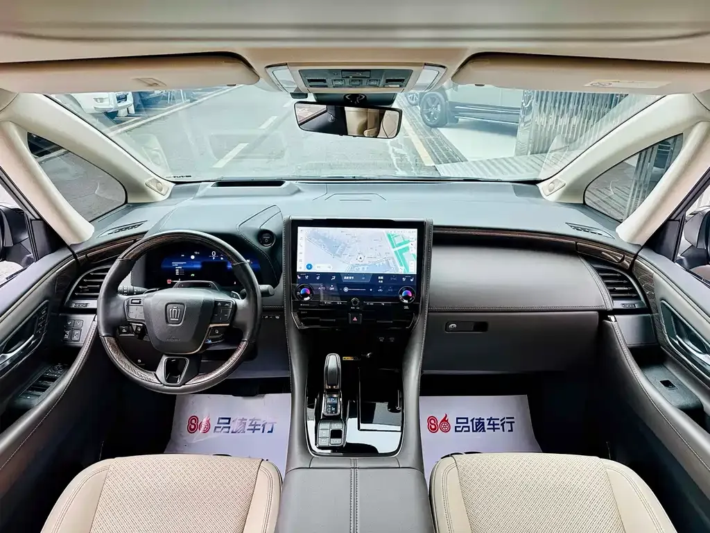 Toyota Vellfire 2024 из CN, фото 9