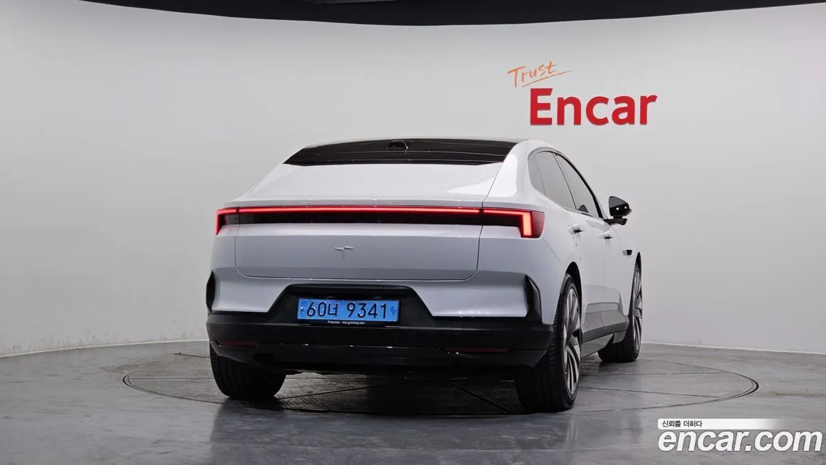 Polestar Polestar 4 — фото 4