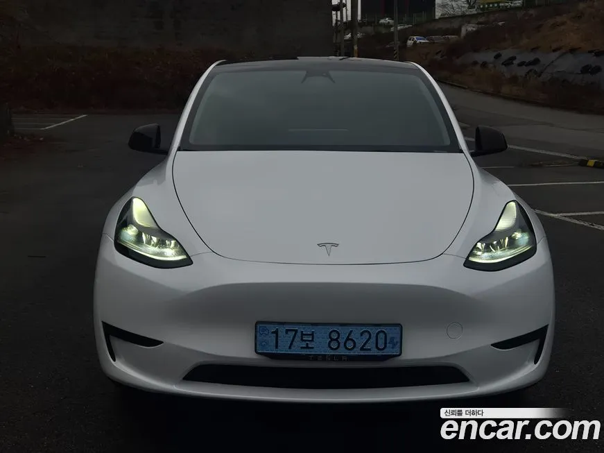 Tesla Model Y 2024 из KR, фото 2