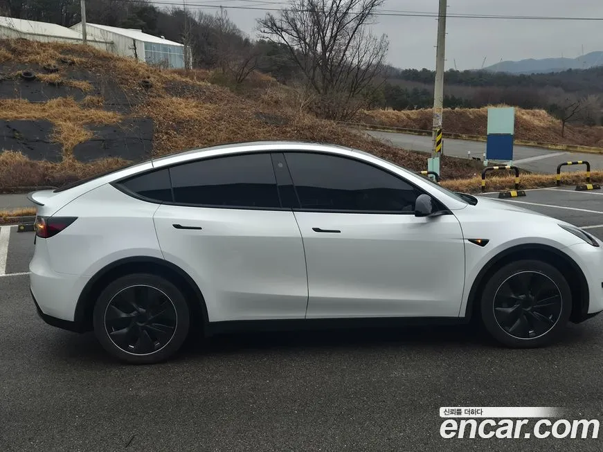 Tesla Model Y 2024 из KR, фото 7
