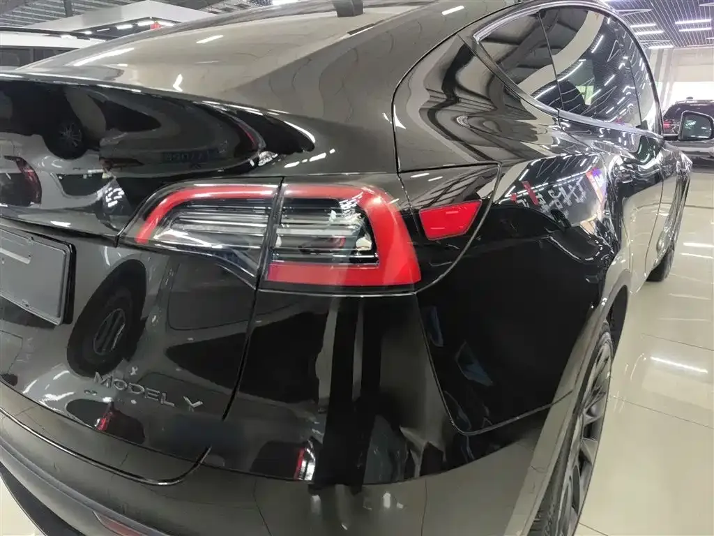Tesla Model Y 2022 из CN, фото 5