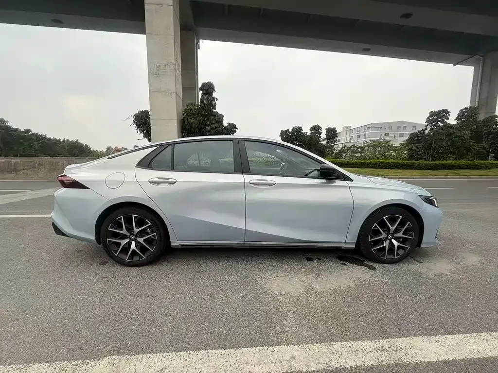 GAC Motor Shadow Leopard — фото 10