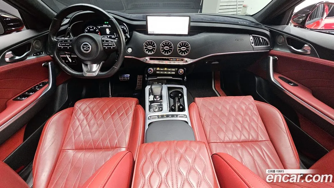Kia Stinger — фото 10