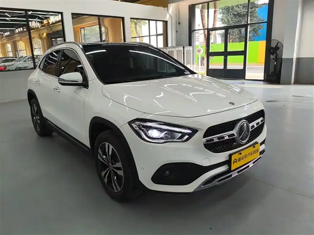 Mercedes-Benz GLA — фото 5
