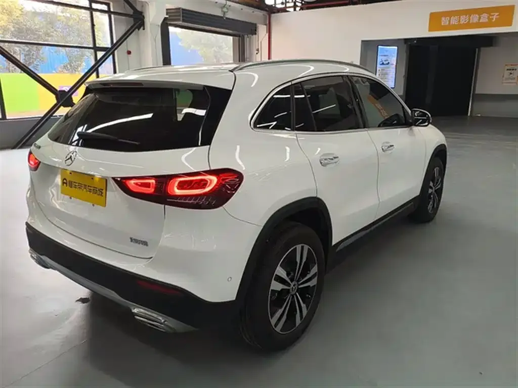 Mercedes-Benz GLA — фото 3