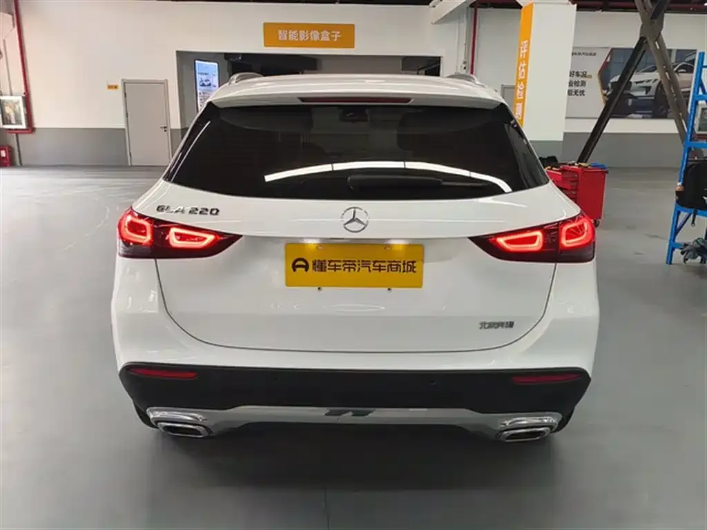 Mercedes-Benz GLA — фото 2