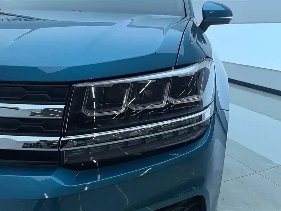 Volkswagen Tharu — фото 10