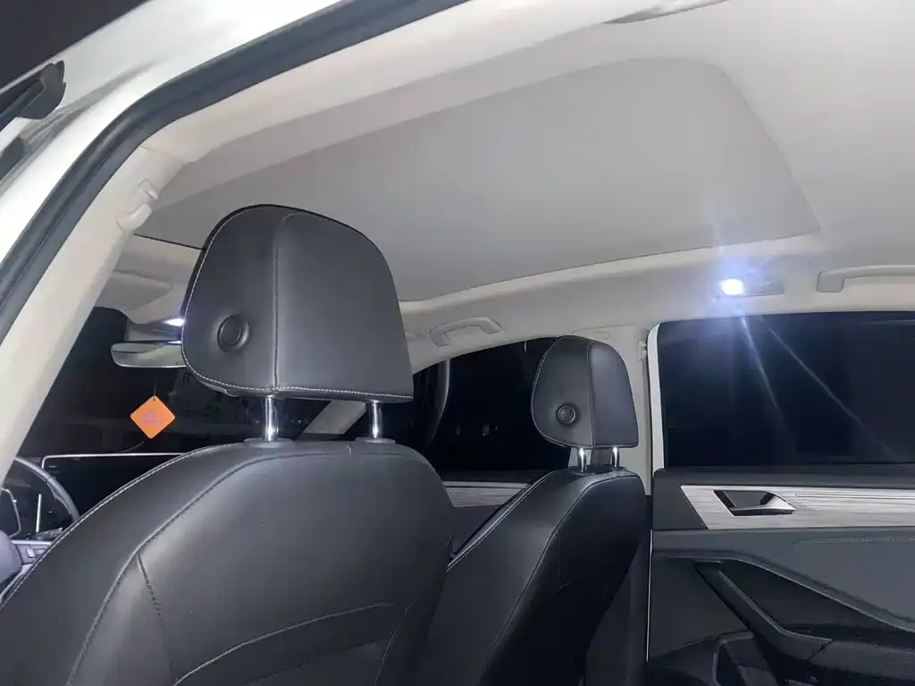 Volkswagen Sagitar 2023 из CN, фото 5
