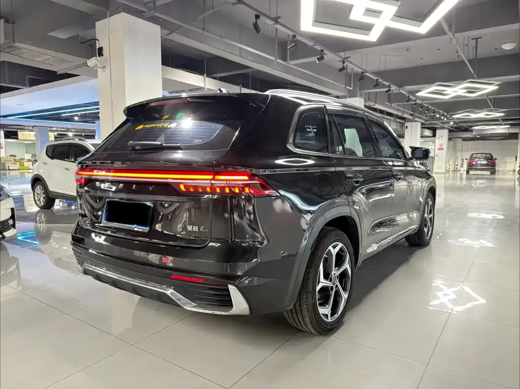 Geely Xingyue L 2022 из CN, фото 2