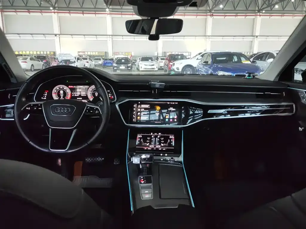 Audi A6L 2023 из CN, фото 3