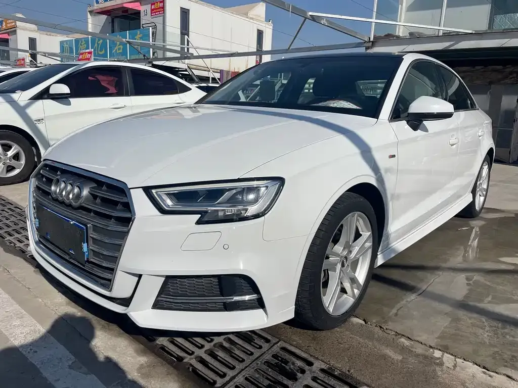 Audi A3 2021 из CN, фото 1