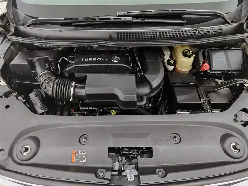 Buick GL8 2021 из CN, фото 8