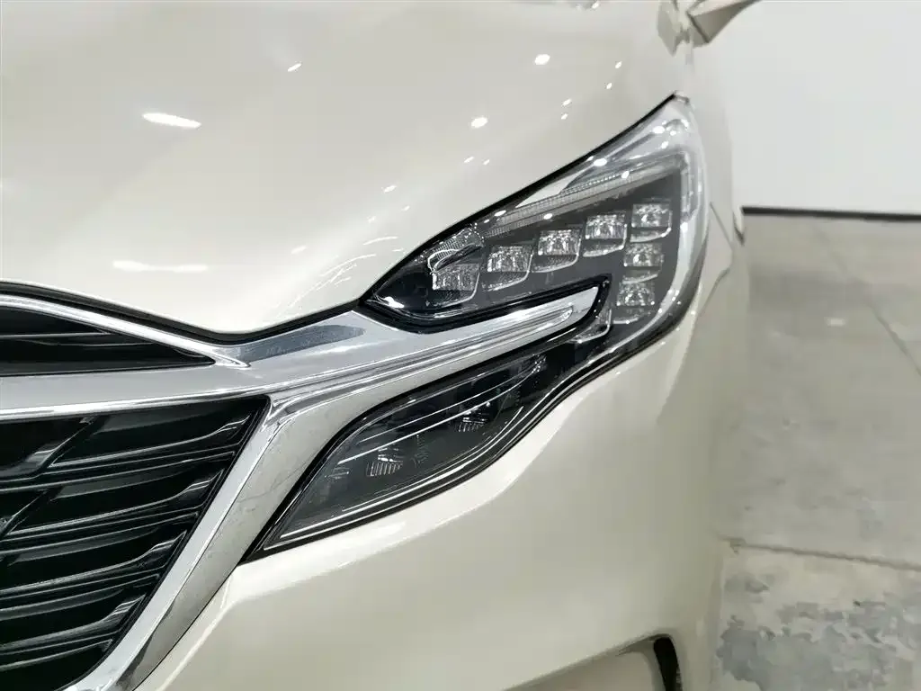 Buick GL8 2021 из CN, фото 5