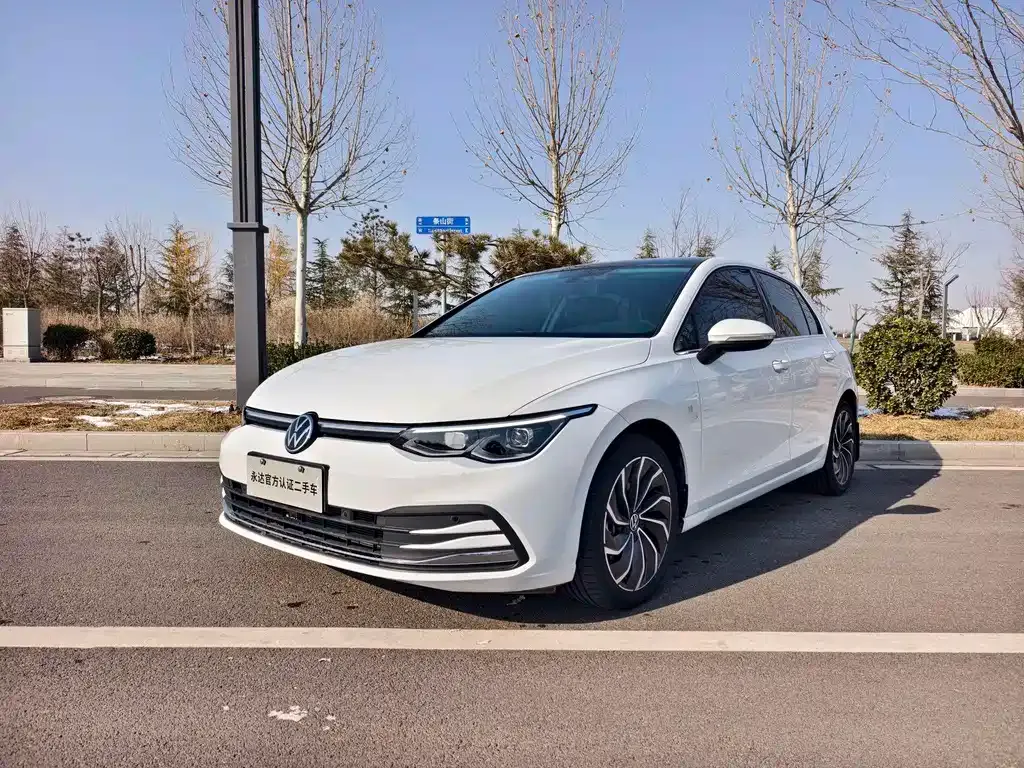Volkswagen Golf 2022 из CN, фото 1