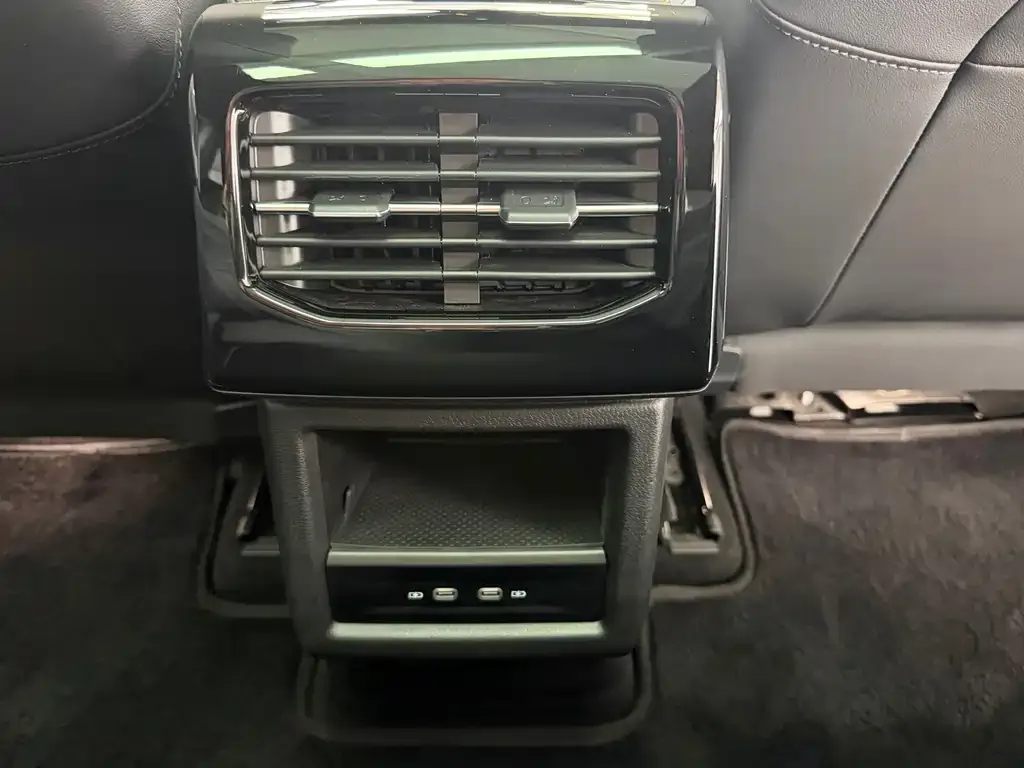 Volkswagen ID.4 X 2024 из CN, фото 8