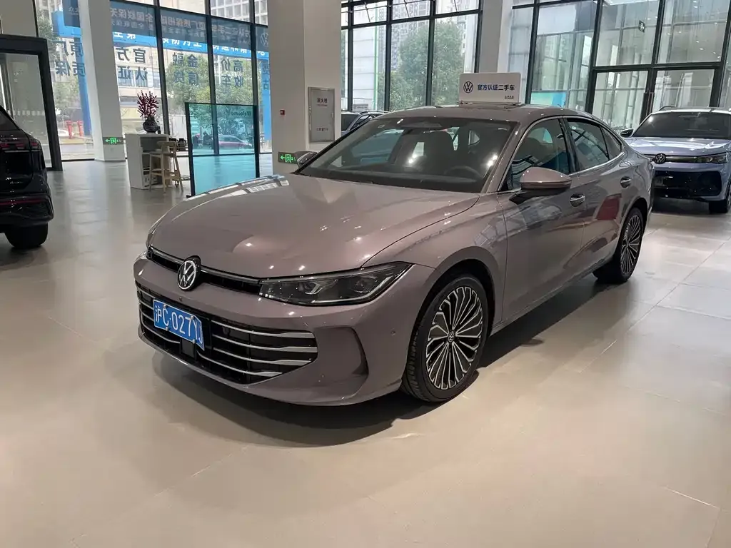 Volkswagen Passat 2024 из CN, фото 1