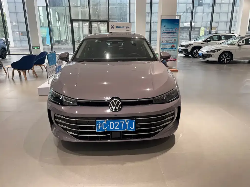 Volkswagen Passat 2024 из CN, фото 3
