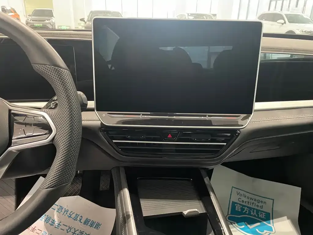 Volkswagen Passat 2024 из CN, фото 8