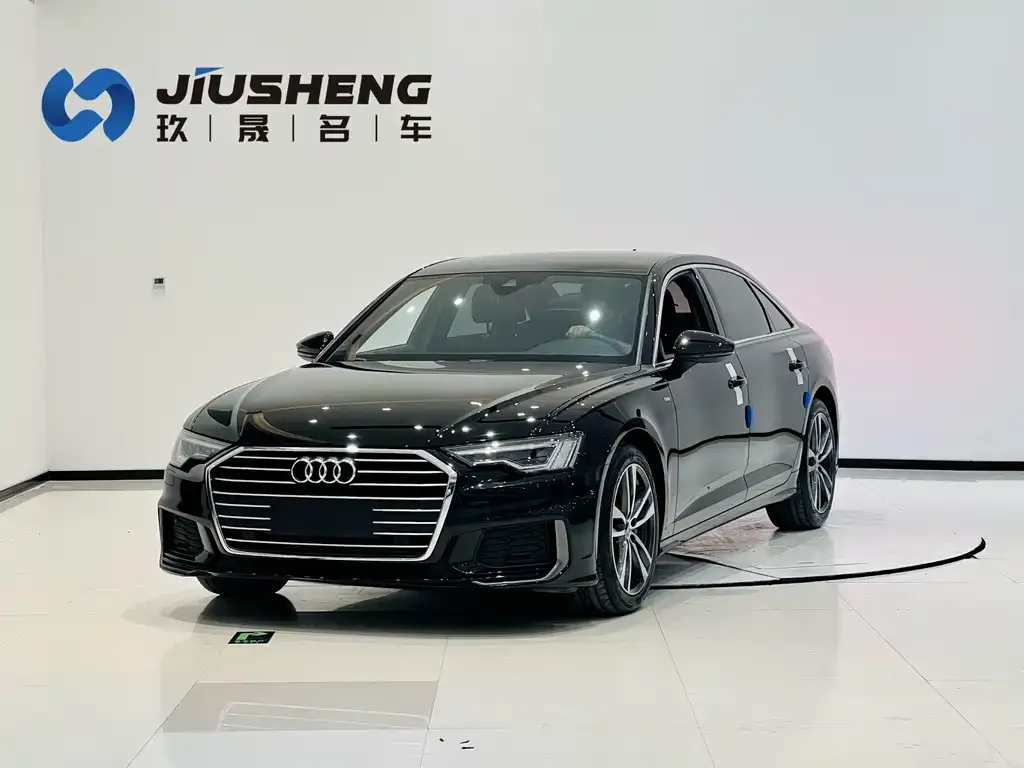 Audi A6L — фото 1
