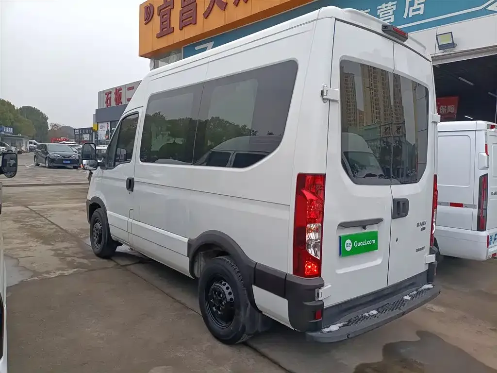 IVECO Ousheng 2024 из CN, фото 3