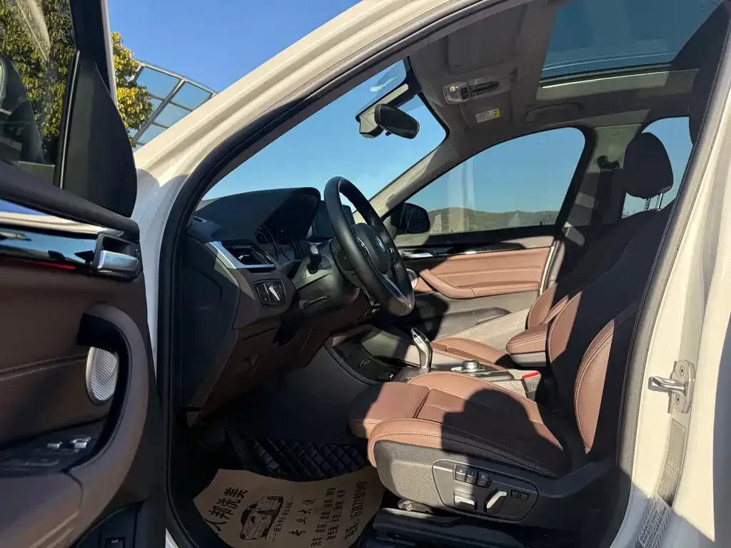 BMW X1 2021 из CN, фото 2