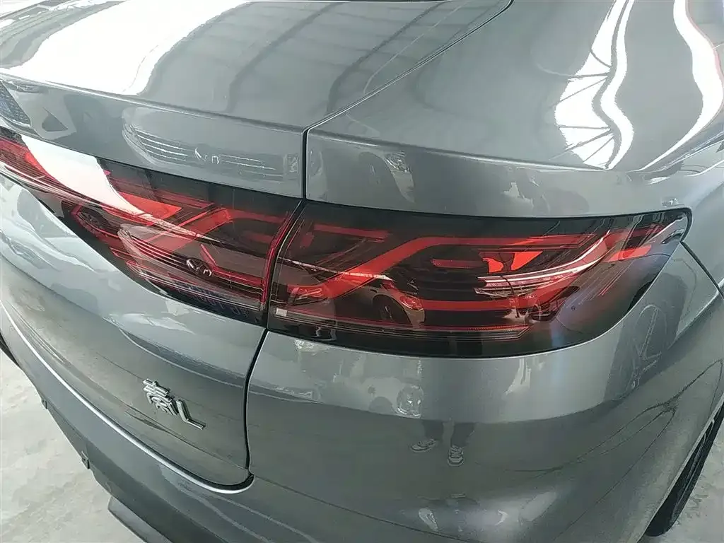 BYD Qin L — фото 7