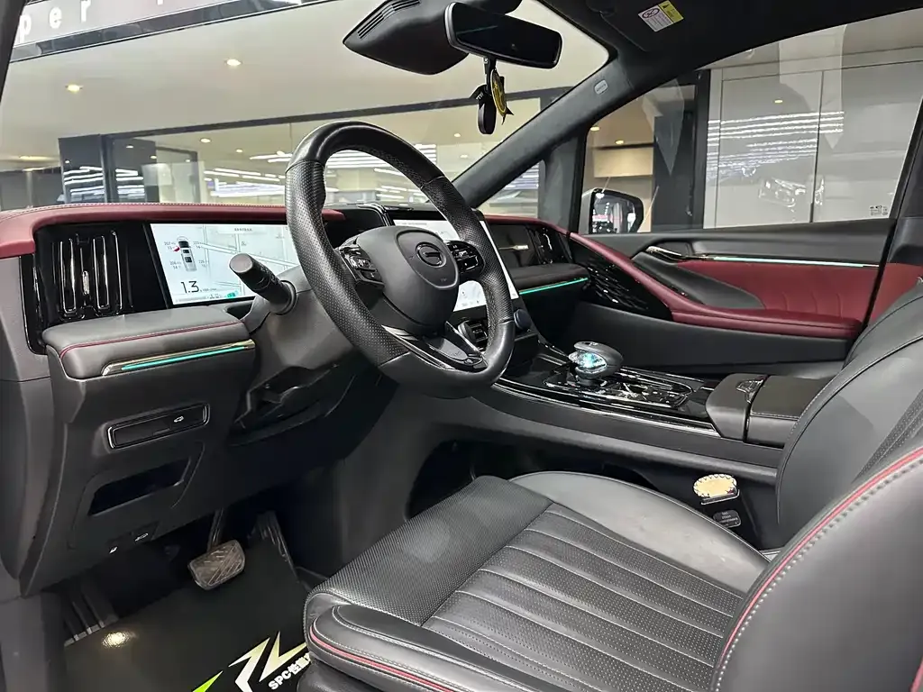 GAC Motor Trumpchi M8 — фото 9