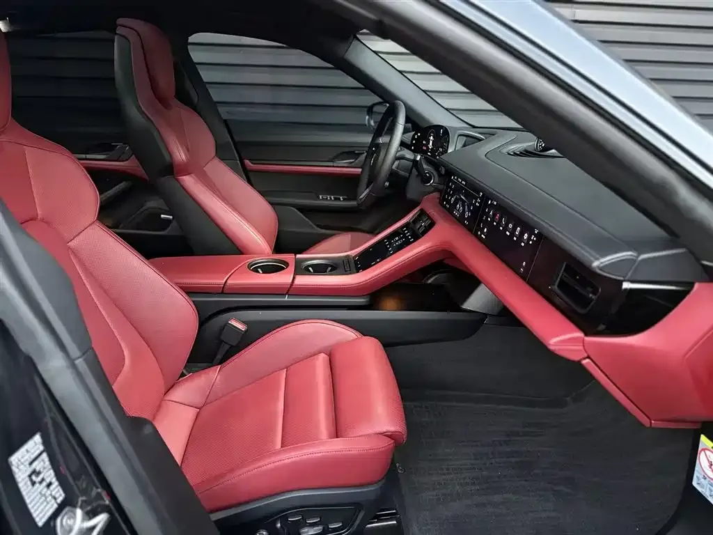 Porsche Taycan 2023 из CN, фото 7