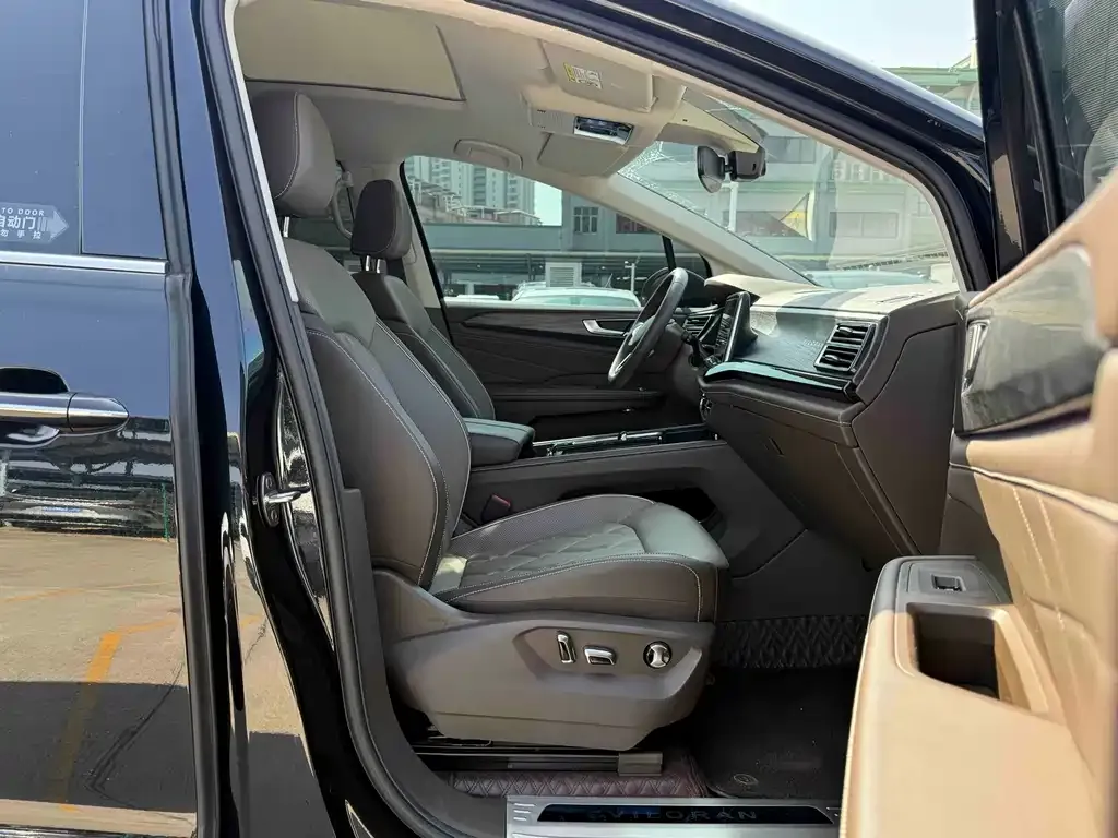Volkswagen Viloran 2023 из CN, фото 7