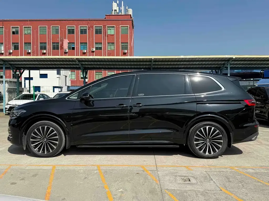 Volkswagen Viloran 2023 из CN, фото 10
