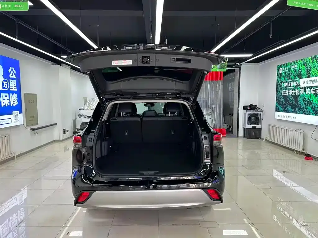 Toyota Highlander 2025 из CN, фото 7