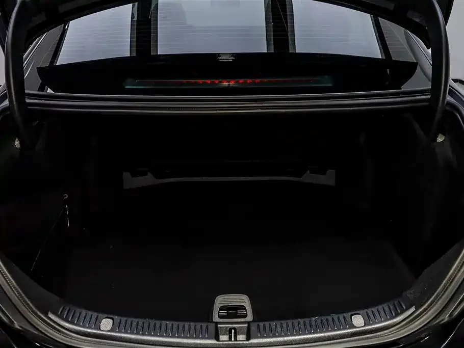 Mercedes-Benz E-Class 2023 из CN, фото 5