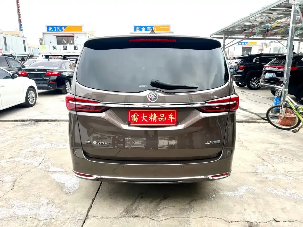 Buick GL8 2022 из CN, фото 10