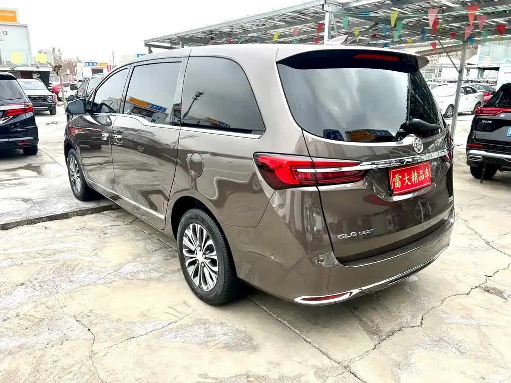 Buick GL8 2022 из CN, фото 8
