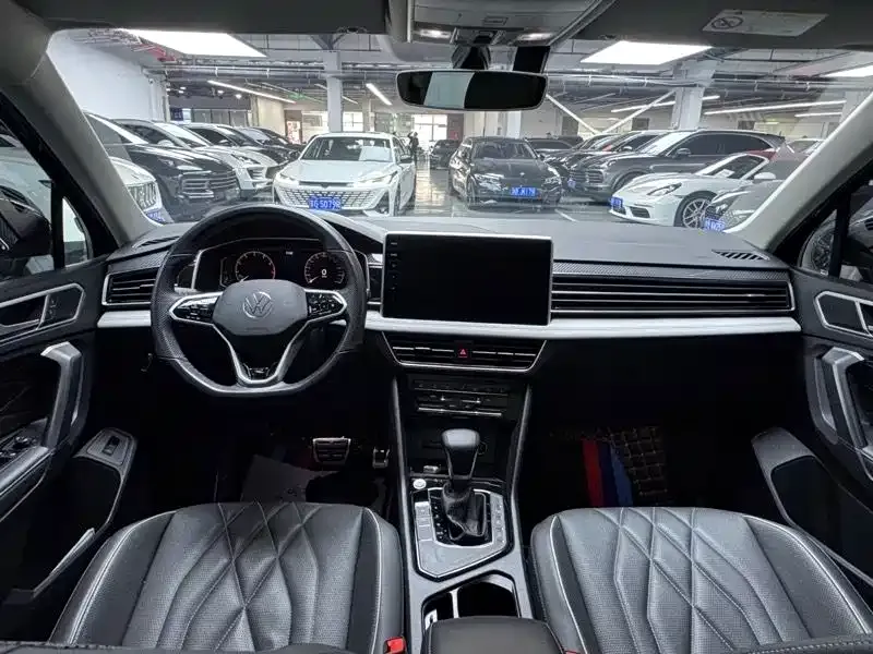 Volkswagen Tiguan L 2022 из CN, фото 8