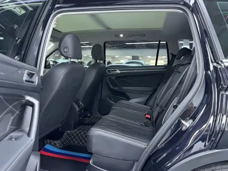 Volkswagen Tiguan L 2022 из CN, фото 10