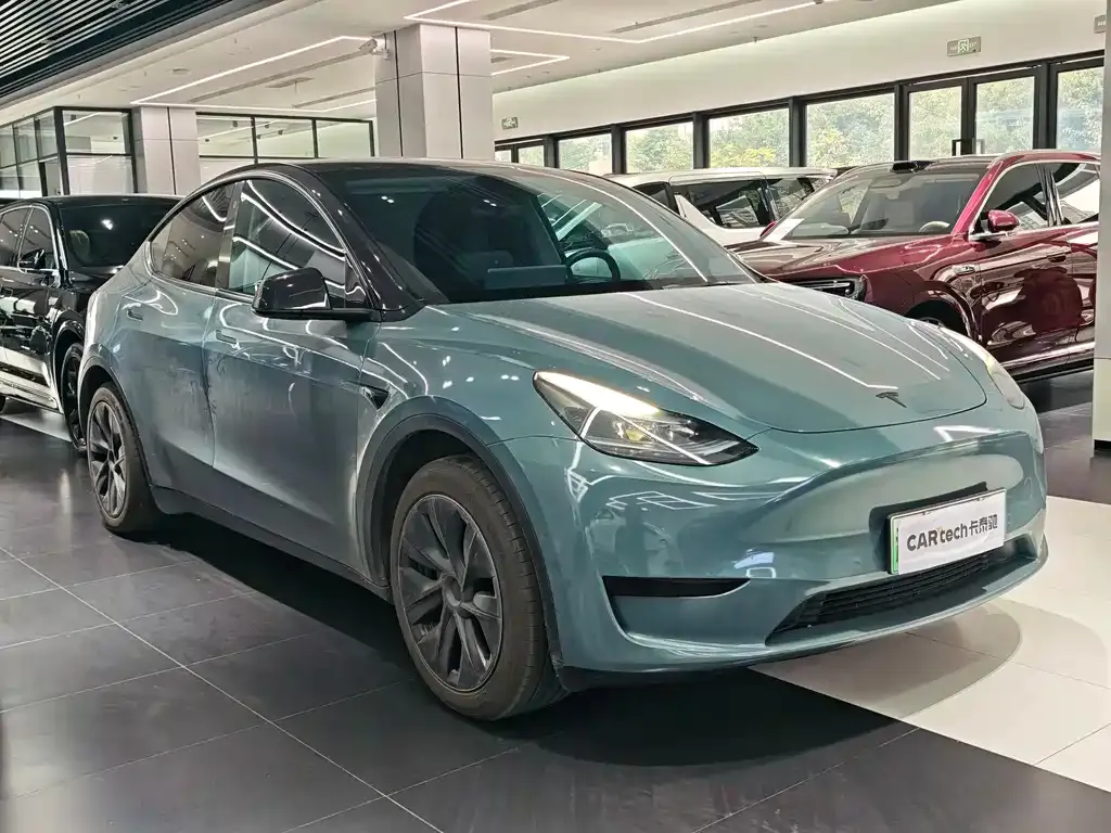 Tesla Model Y — фото 7