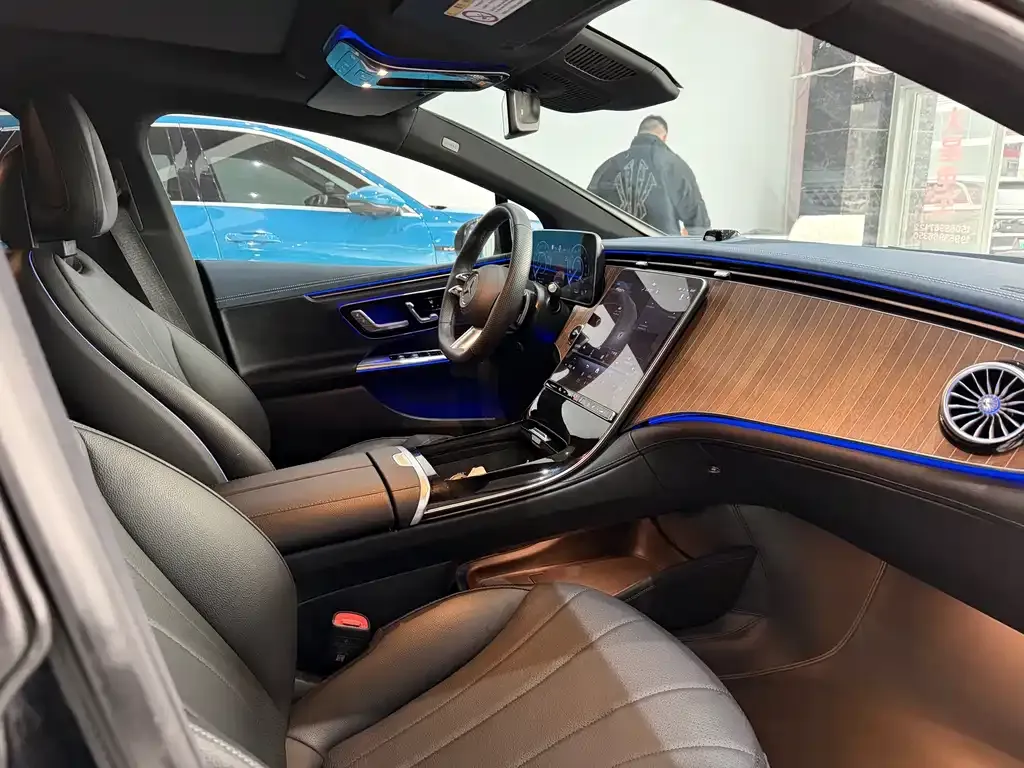 Mercedes-Benz EQE 2024 из CN, фото 9