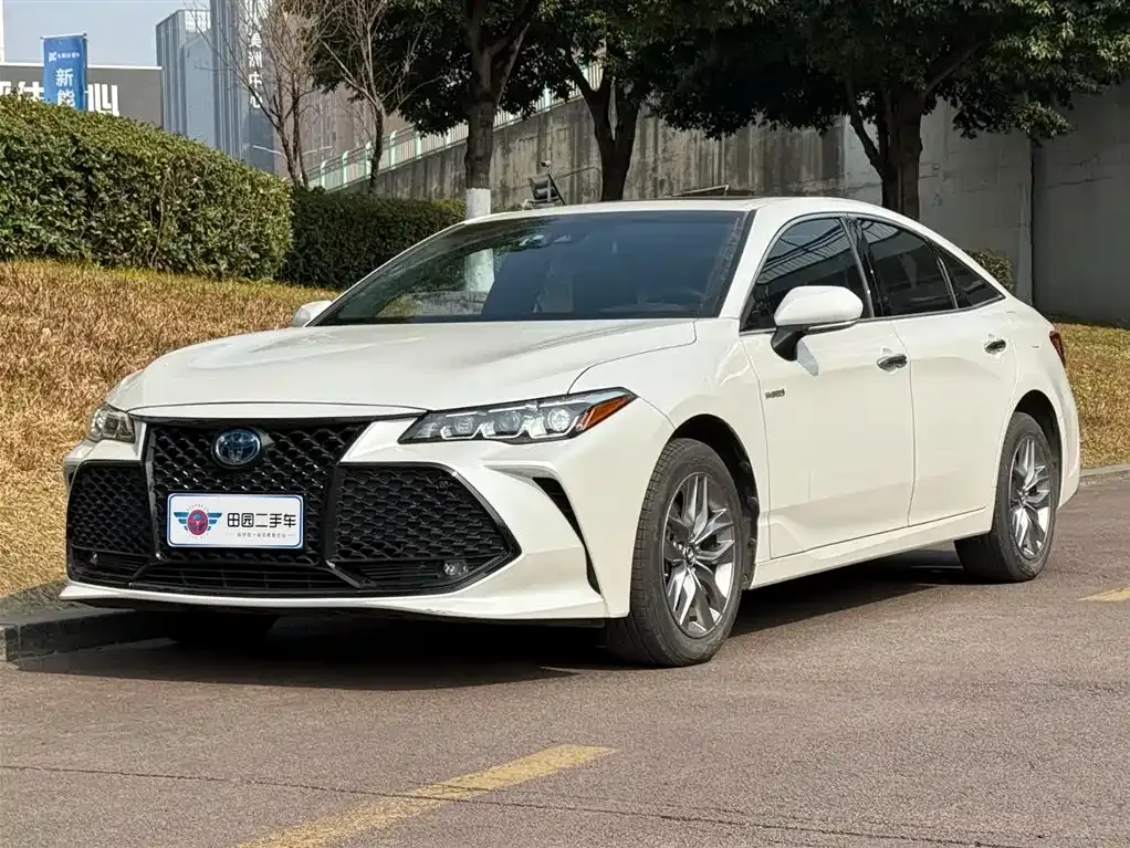 Toyota Avalon 2021 из CN, фото 1