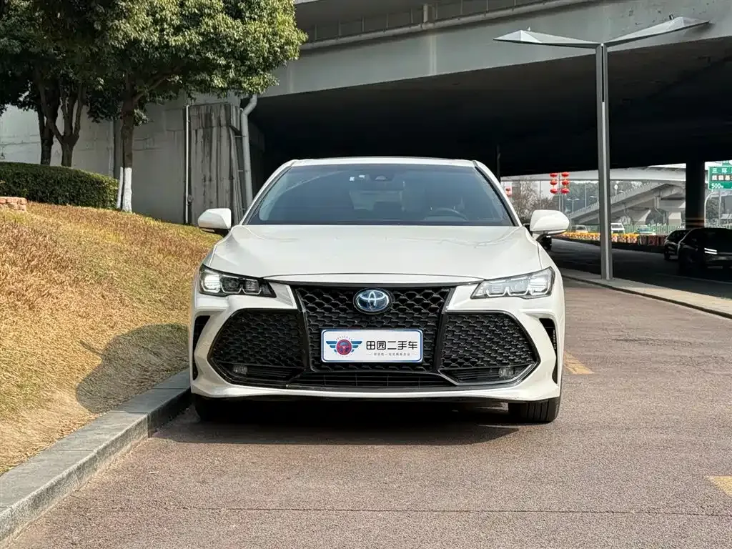Toyota Avalon 2021 из CN, фото 9