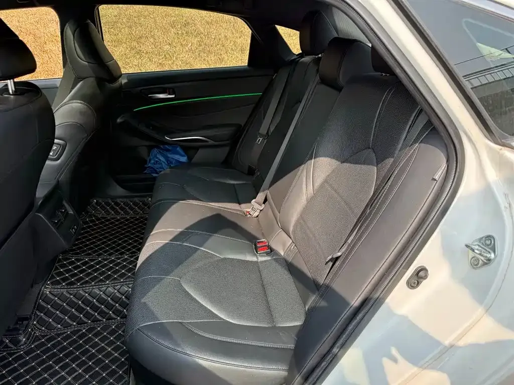 Toyota Avalon 2021 из CN, фото 4