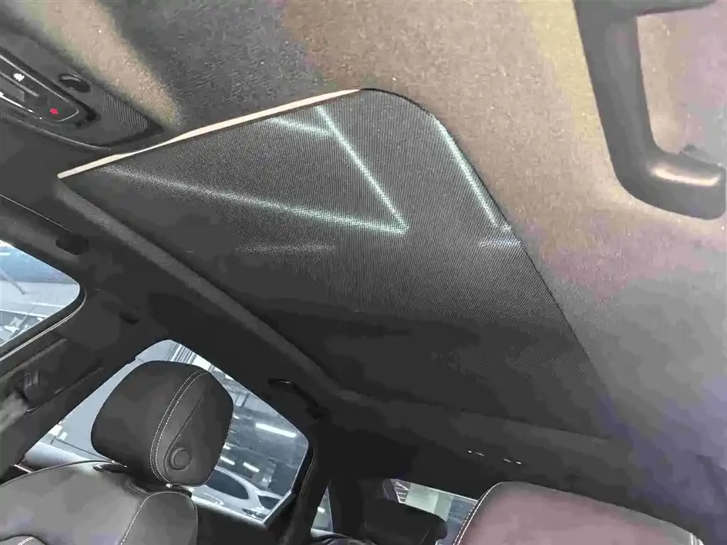 Audi A4L 2024 из CN, фото 2