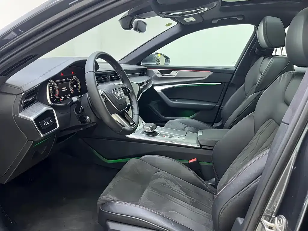 Audi A6L 2024 из CN, фото 5