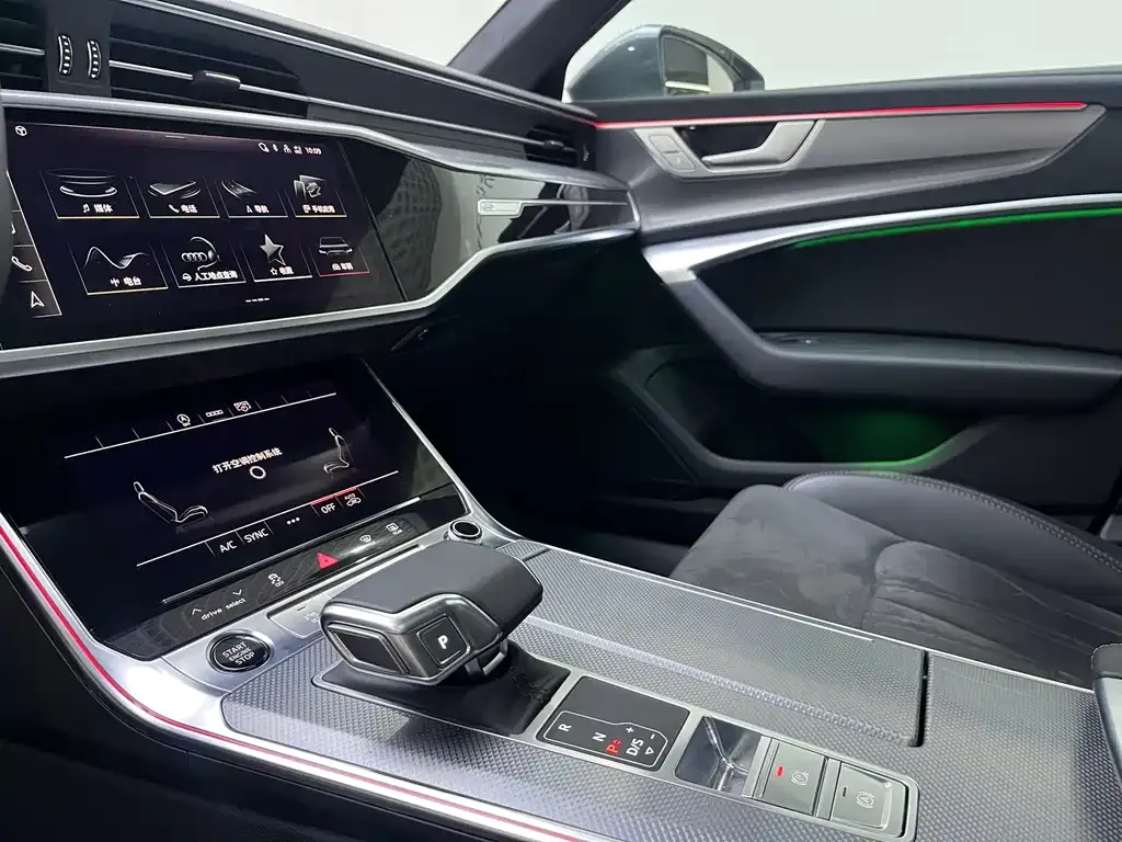 Audi A6L 2024 из CN, фото 9