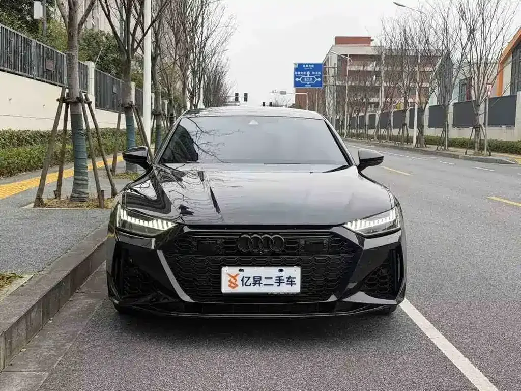 Audi A7L 2024 из CN, фото 9