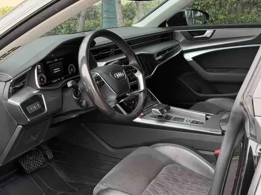 Audi A7L 2024 из CN, фото 3