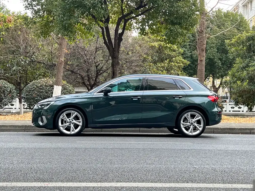 Audi A3 2023 из CN, фото 9