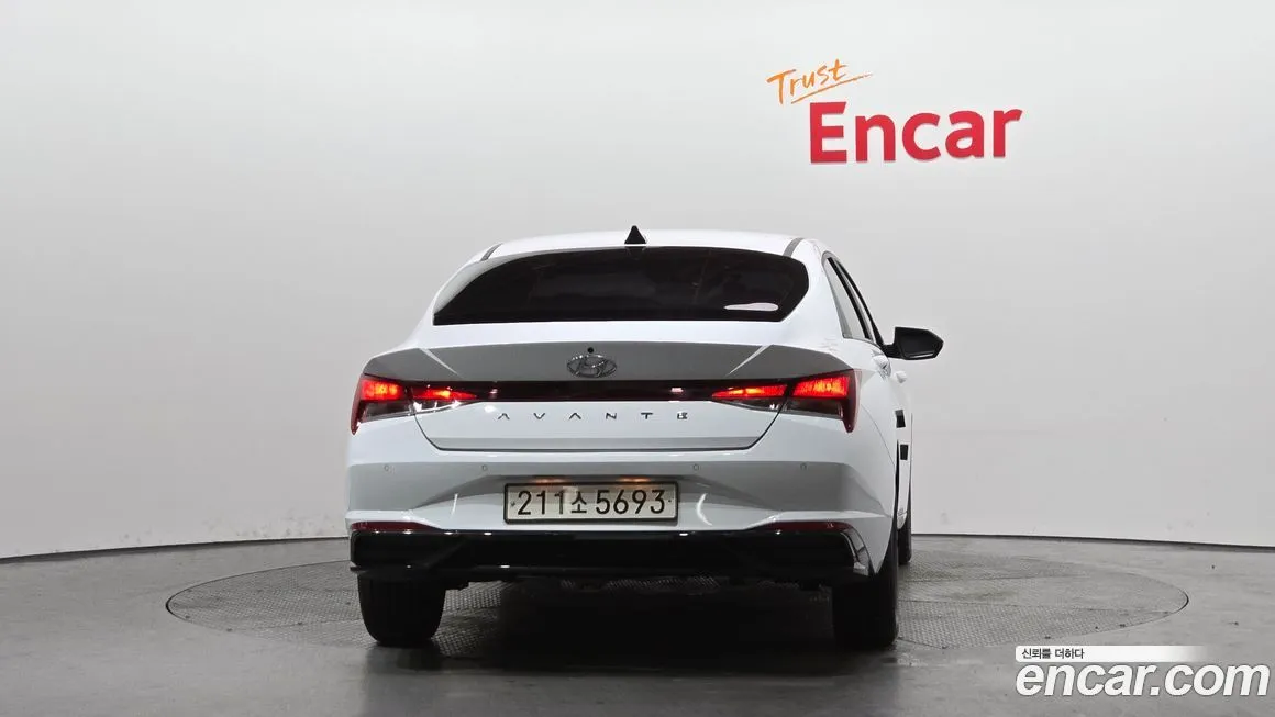 Hyundai AVANTE 2023 из KR, фото 4