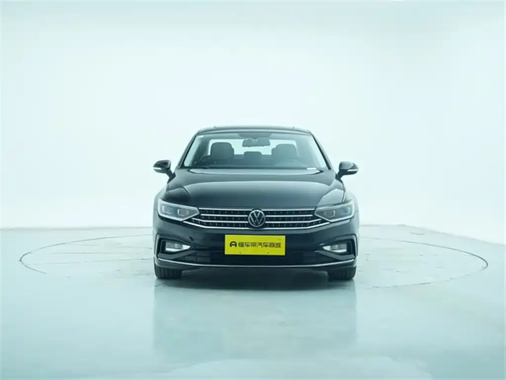 Volkswagen Magotan 2022 из CN, фото 6